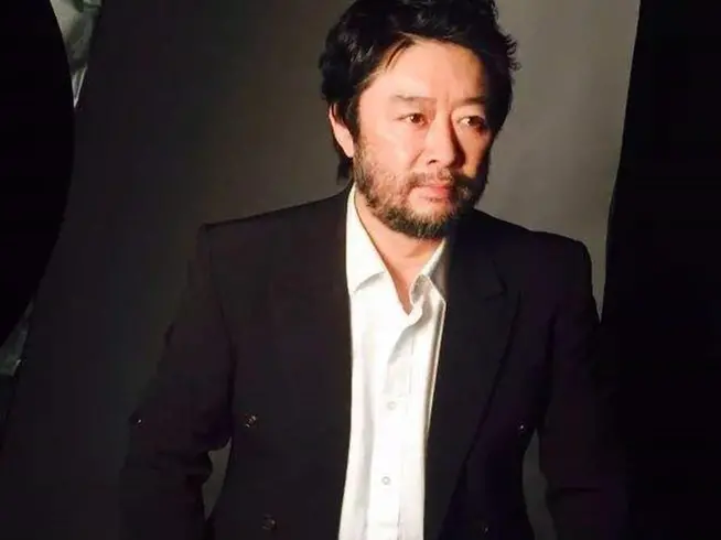 杨军
