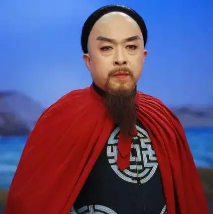 ˴
