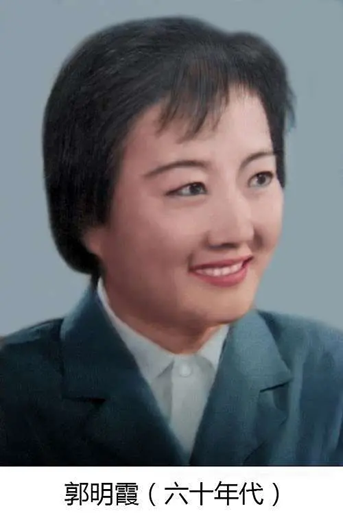ϼ