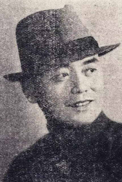 ʩ