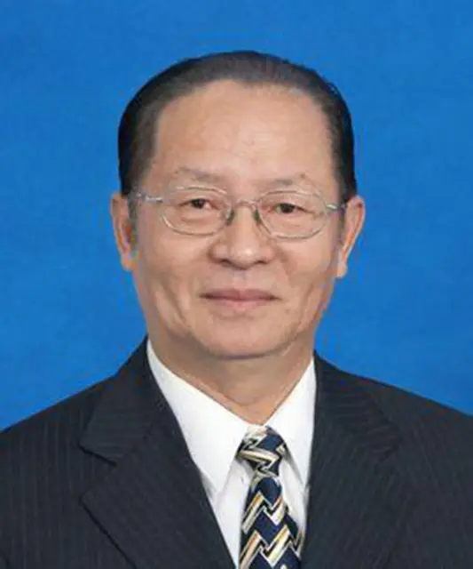 郑关富简介