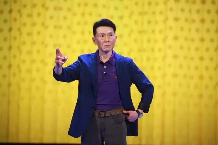 卢松简介