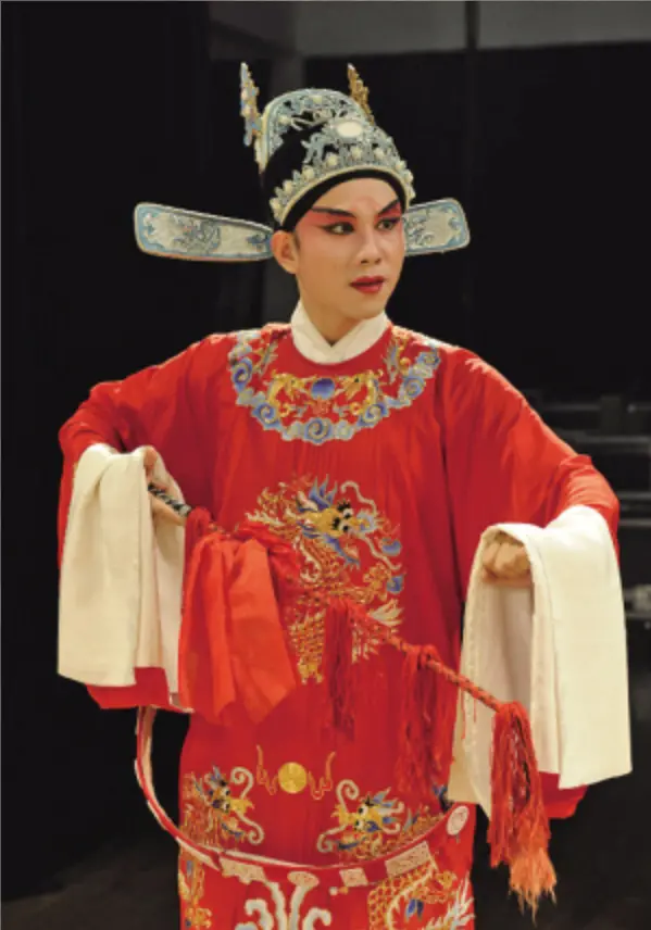 冯诚彦简介