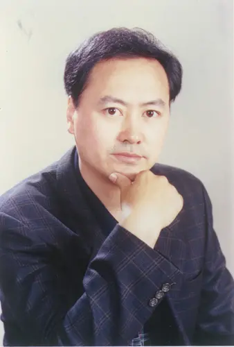 凌月刚简介