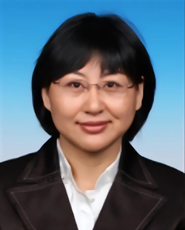 杨伟兰简介