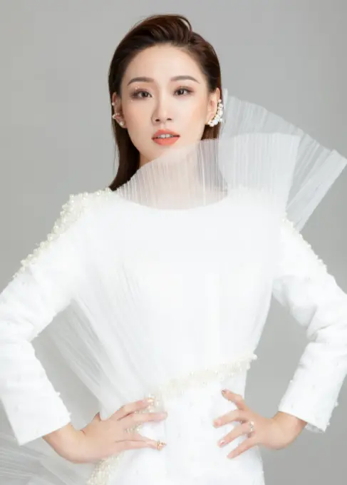 陈亭简介