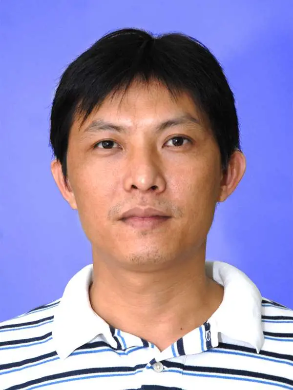 郑松明简介