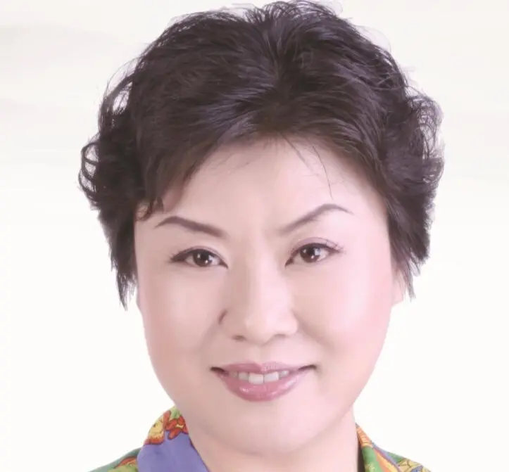 金玉芳简介