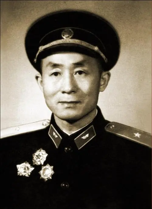 胡鹏飞简介
