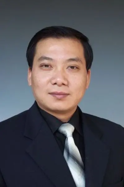 张荣亮简介