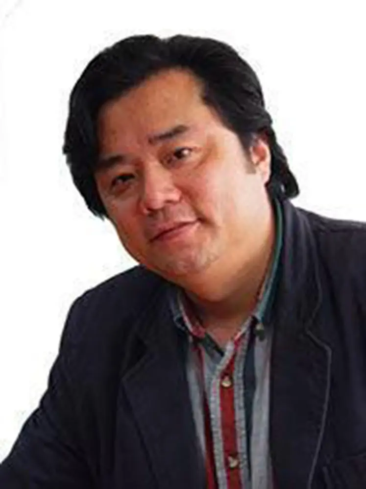 秦雷简介