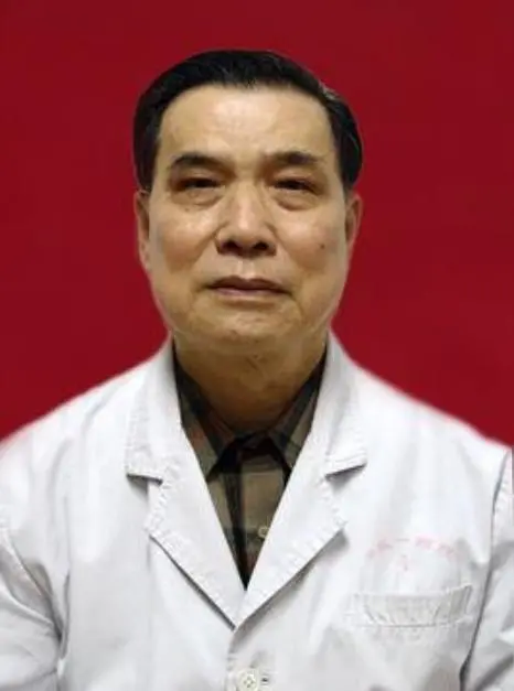 黄文政简介