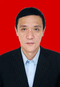 冯卫简介