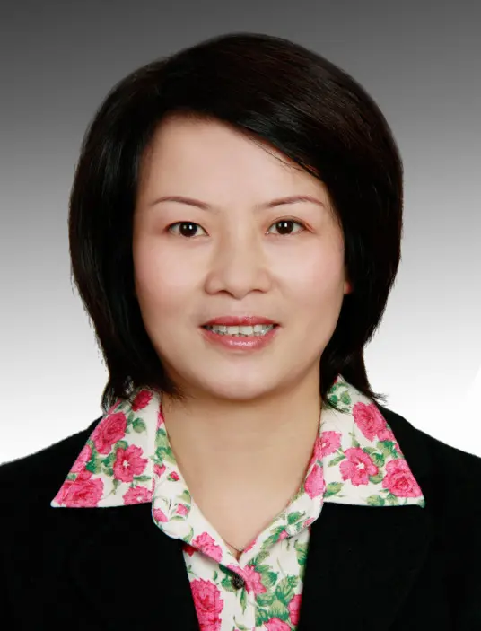 鲍秀英简介
