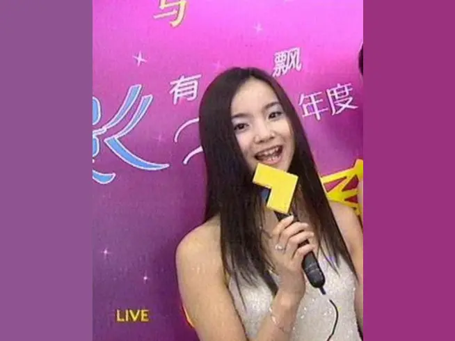 吴薇薇简介