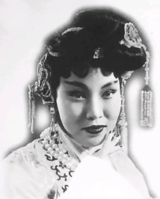 陈桂秋简介