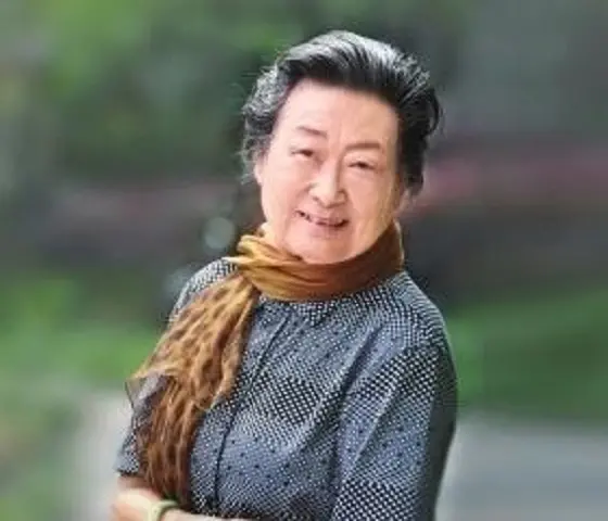 许倩云简介