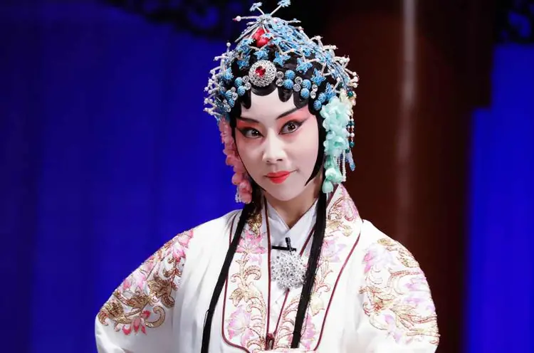 索明芳简介