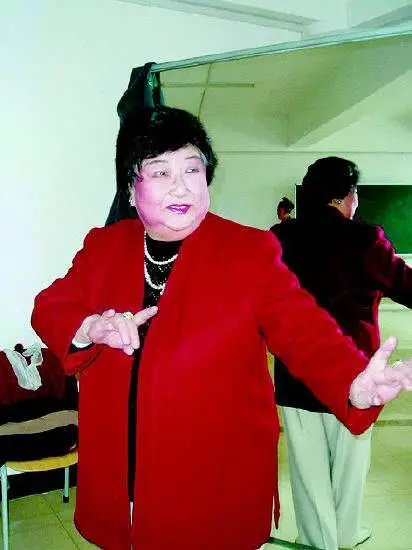 曾金凤简介