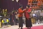 金花送郎 片段