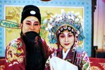 三女图