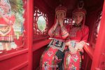 两个女子结婚 洞房分丈夫